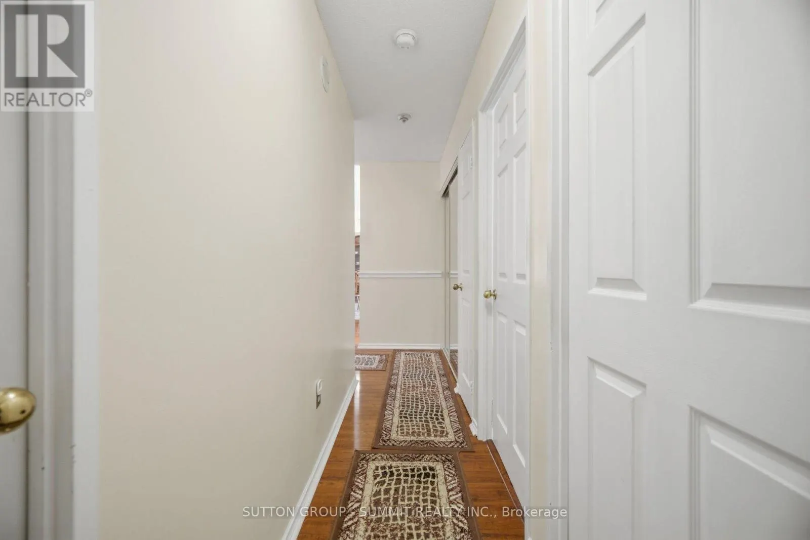 911 - 20 CHERRYTREE DRIVE