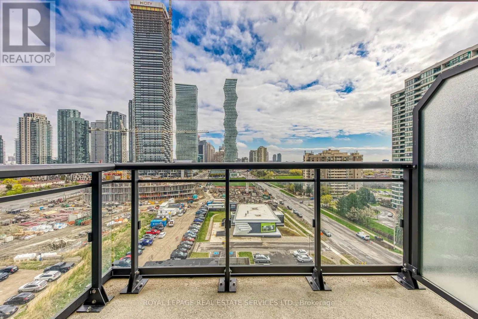 910 - 3975 GRAND PARK DRIVE