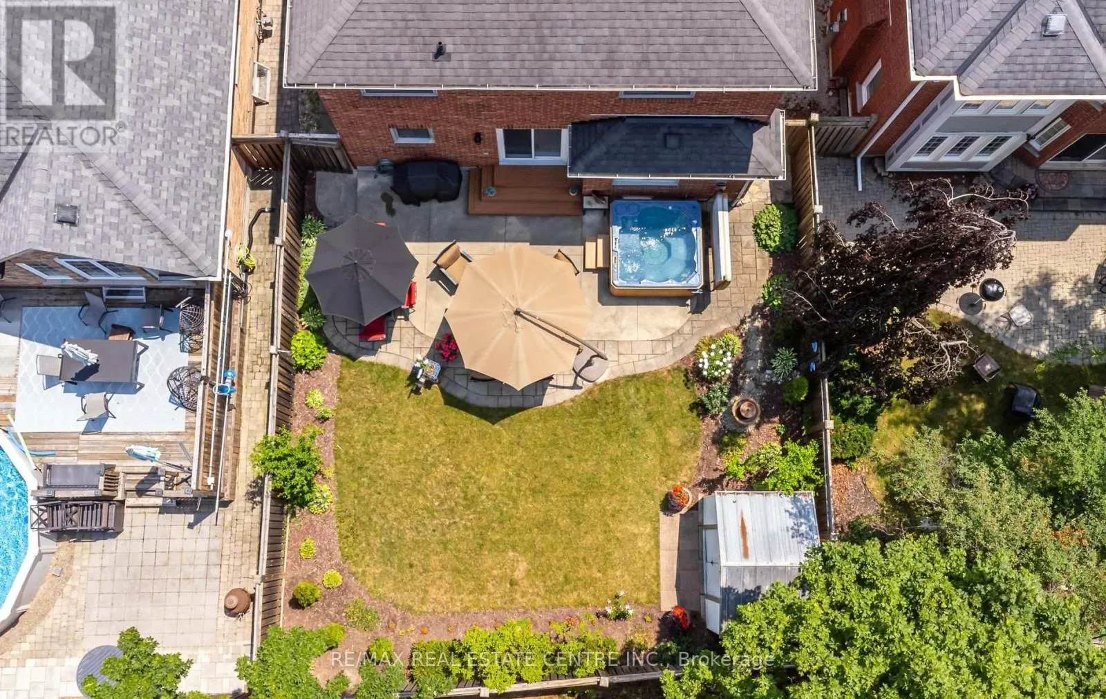 40 HEPBURN CRESCENT N