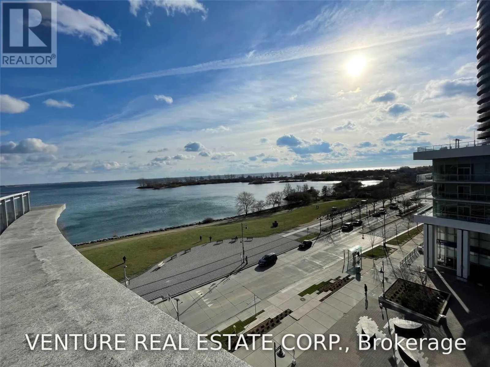 512 - 58 MARINE PARADE DRIVE