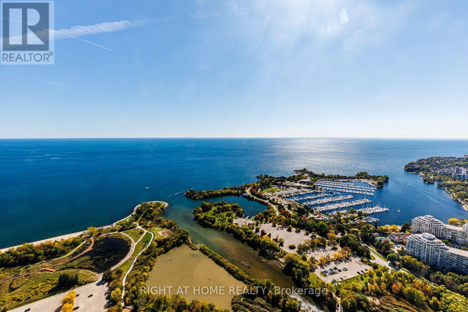 6108 - 30 SHORE BREEZE DRIVE