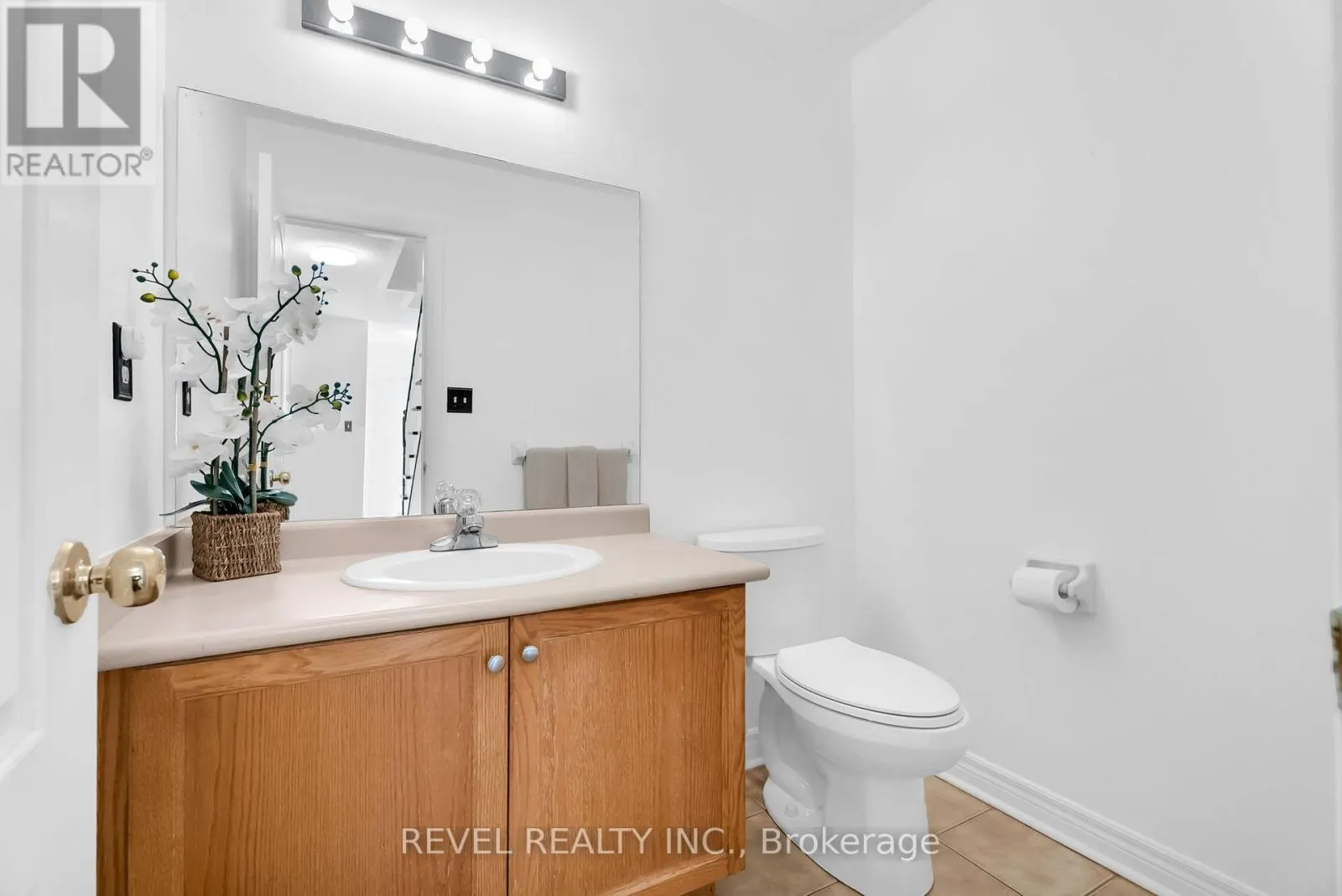 100 PRESSED BRICK DRIVE