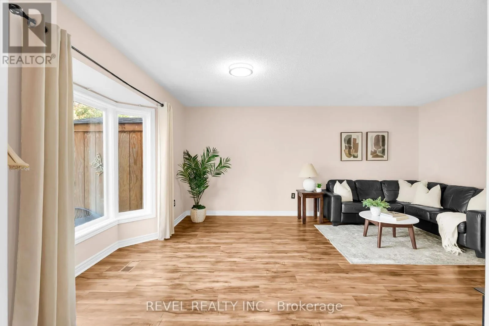 100 PRESSED BRICK DRIVE