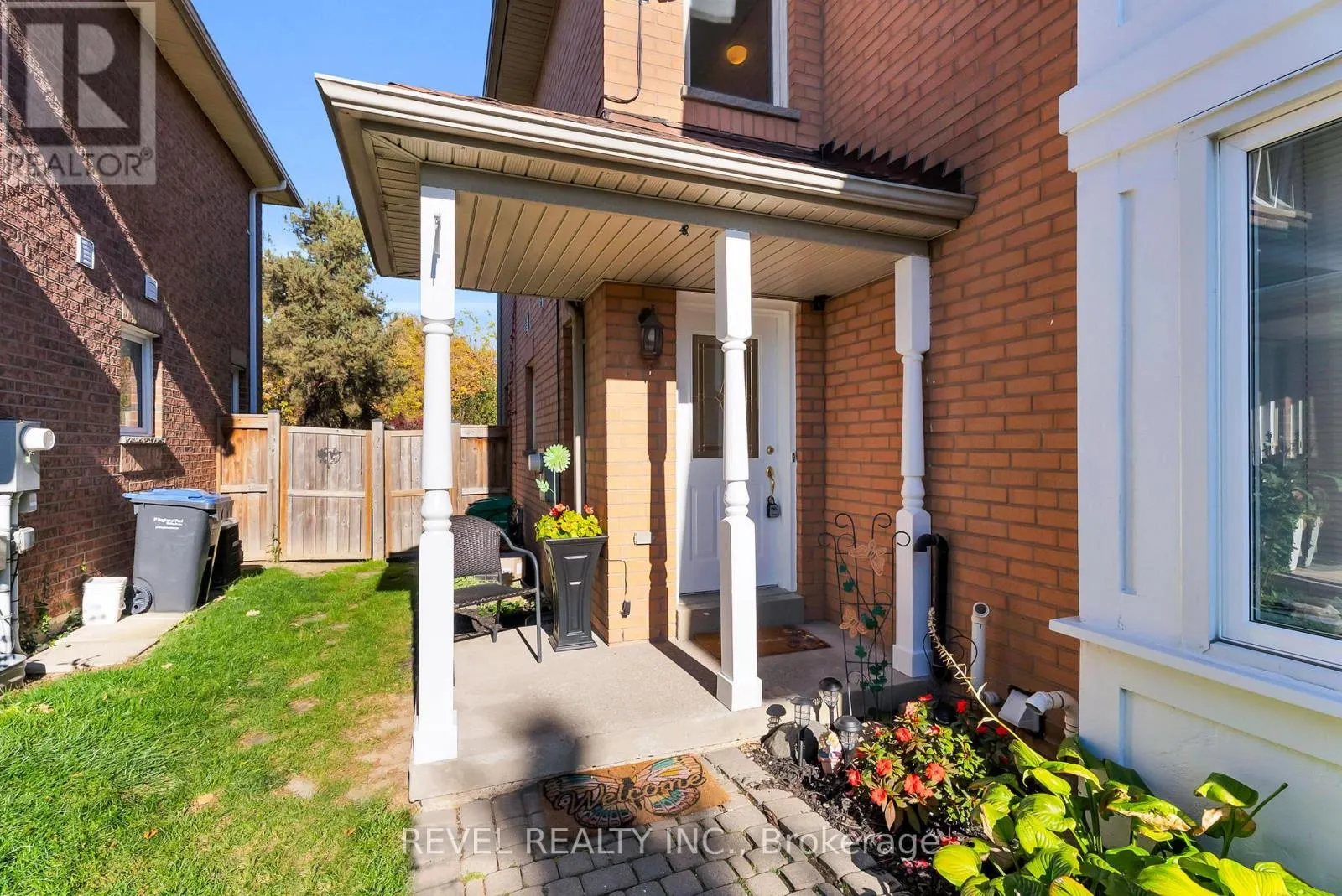 100 PRESSED BRICK DRIVE