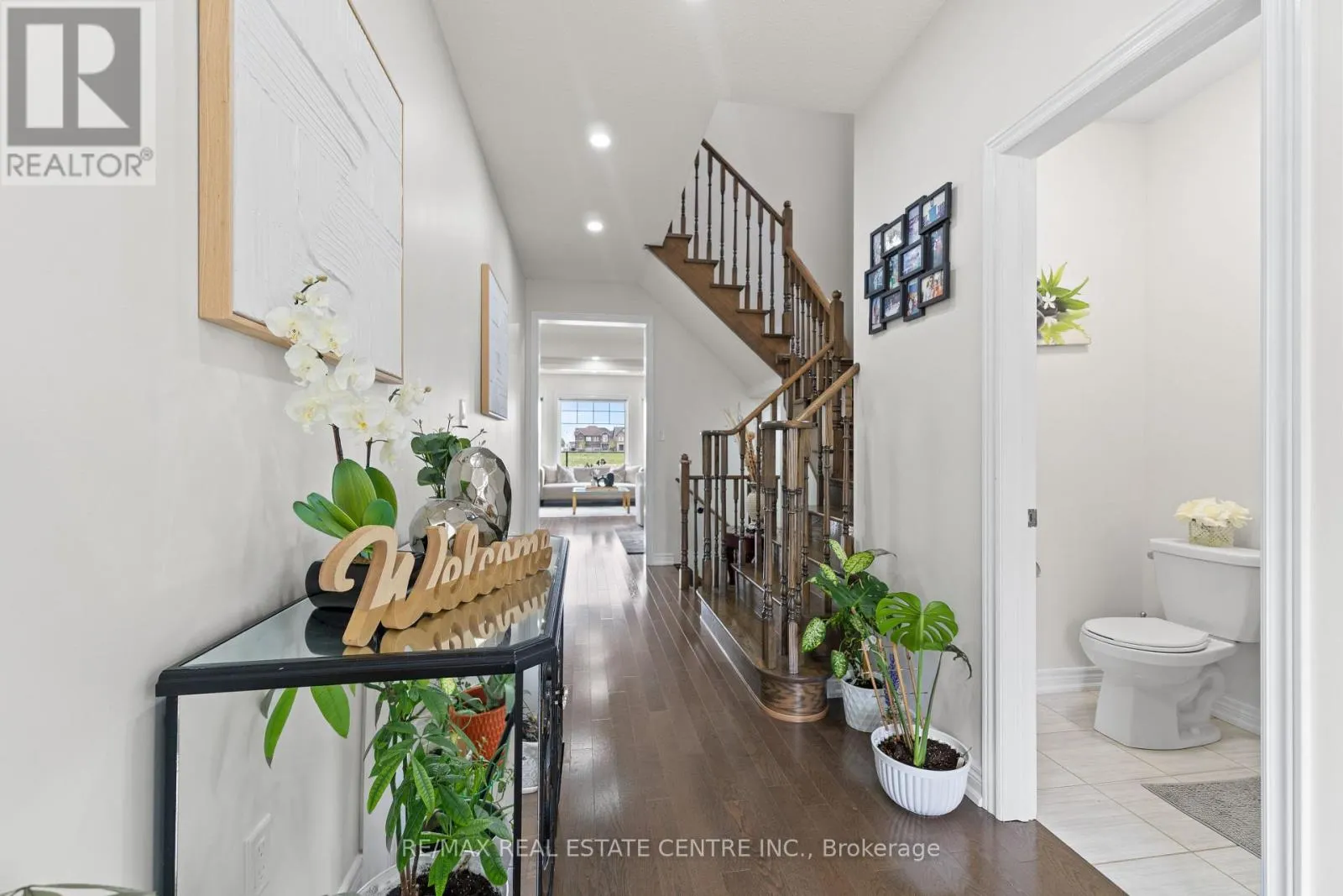 8 OCONNOR CRESCENT