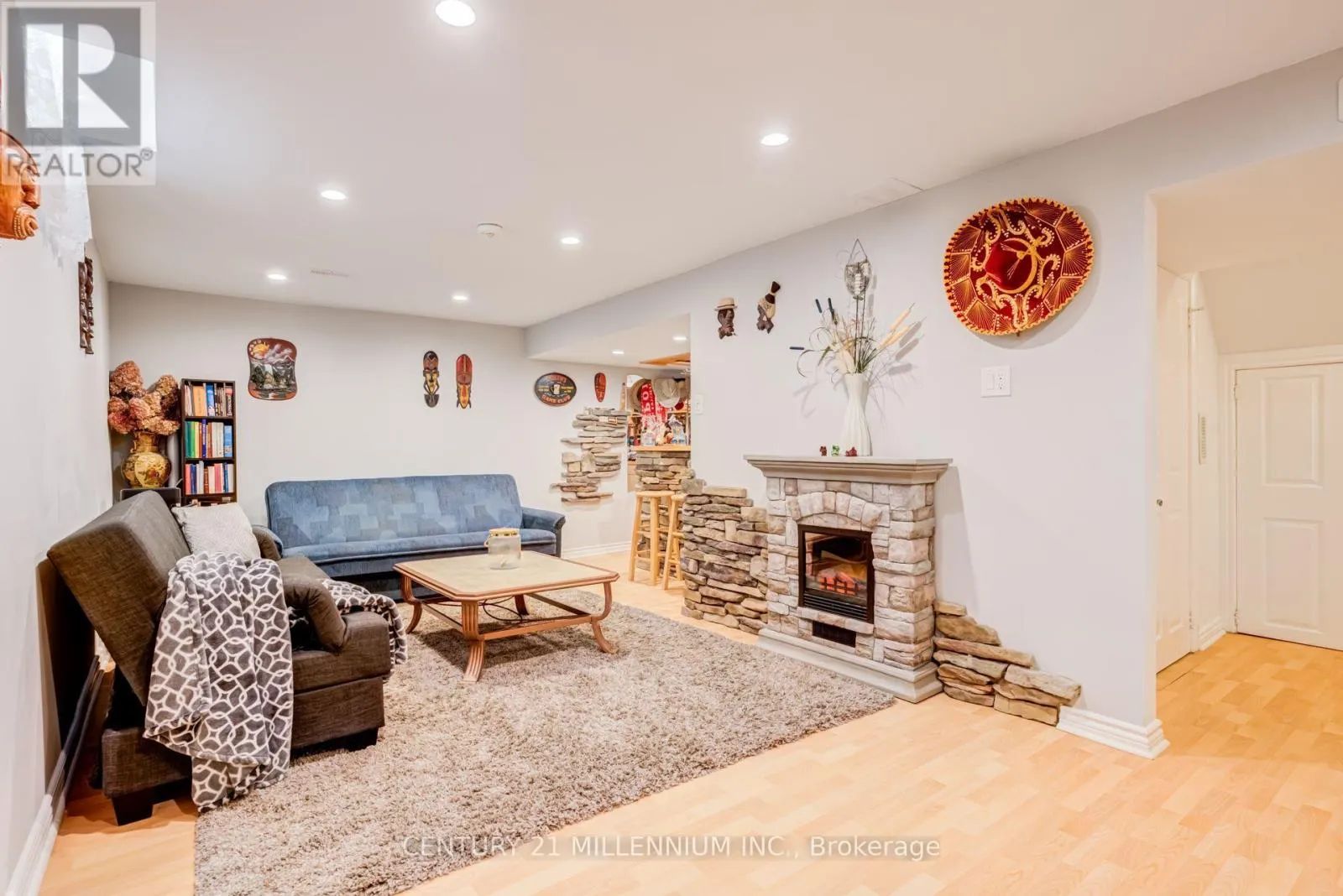202 BUFFORD DRIVE