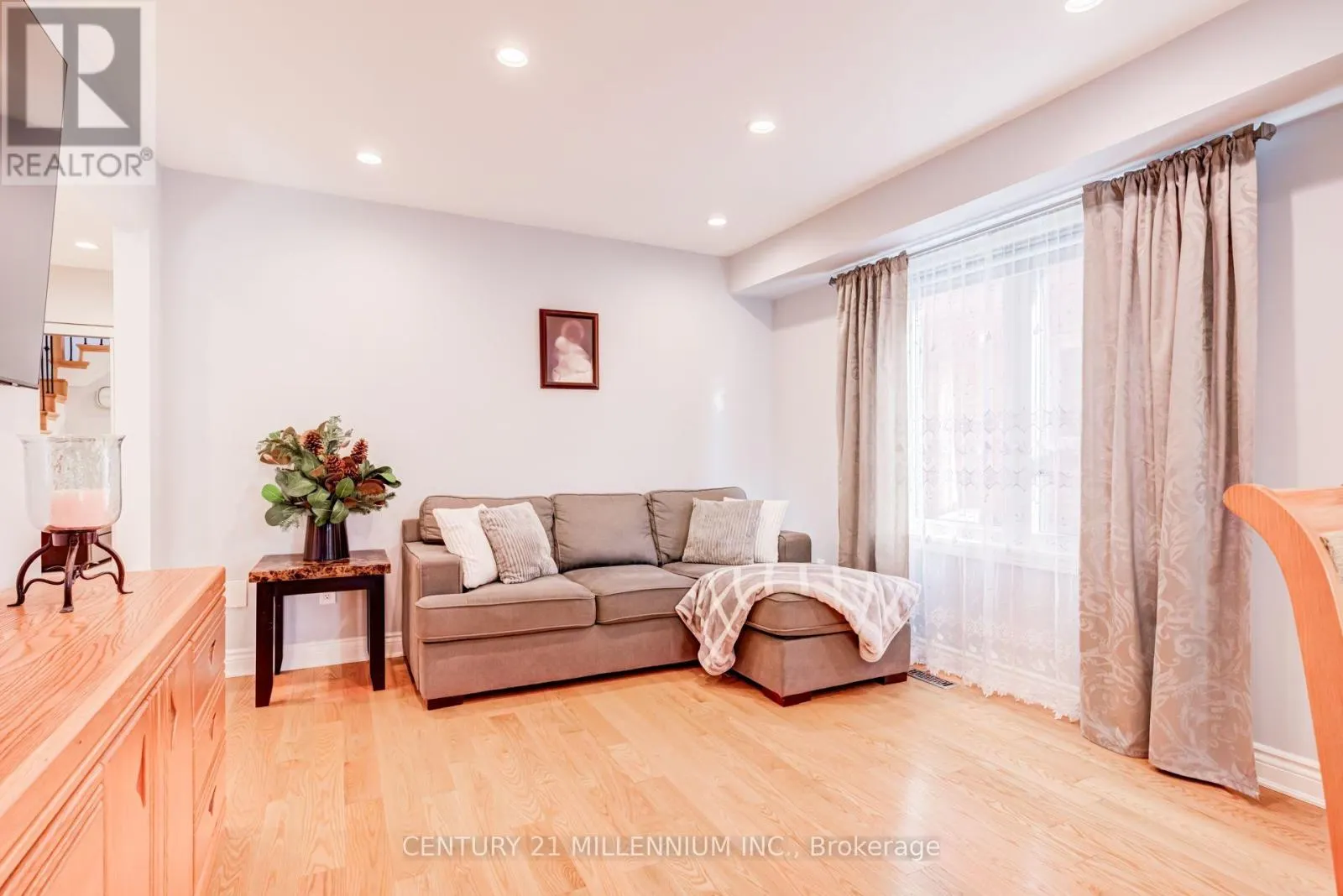 202 BUFFORD DRIVE