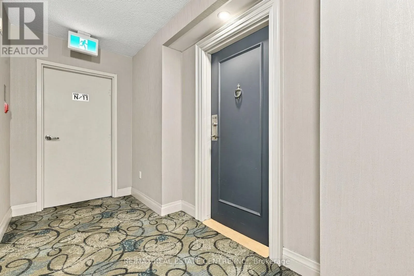 1110 - 355 RATHBURN ROAD E