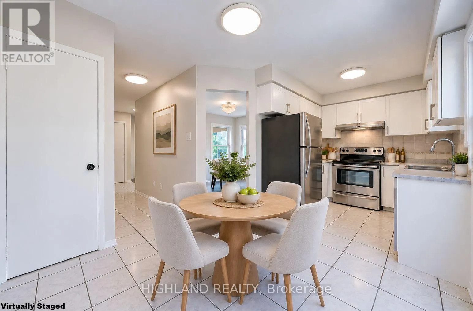 2032 GLENADA CRESCENT