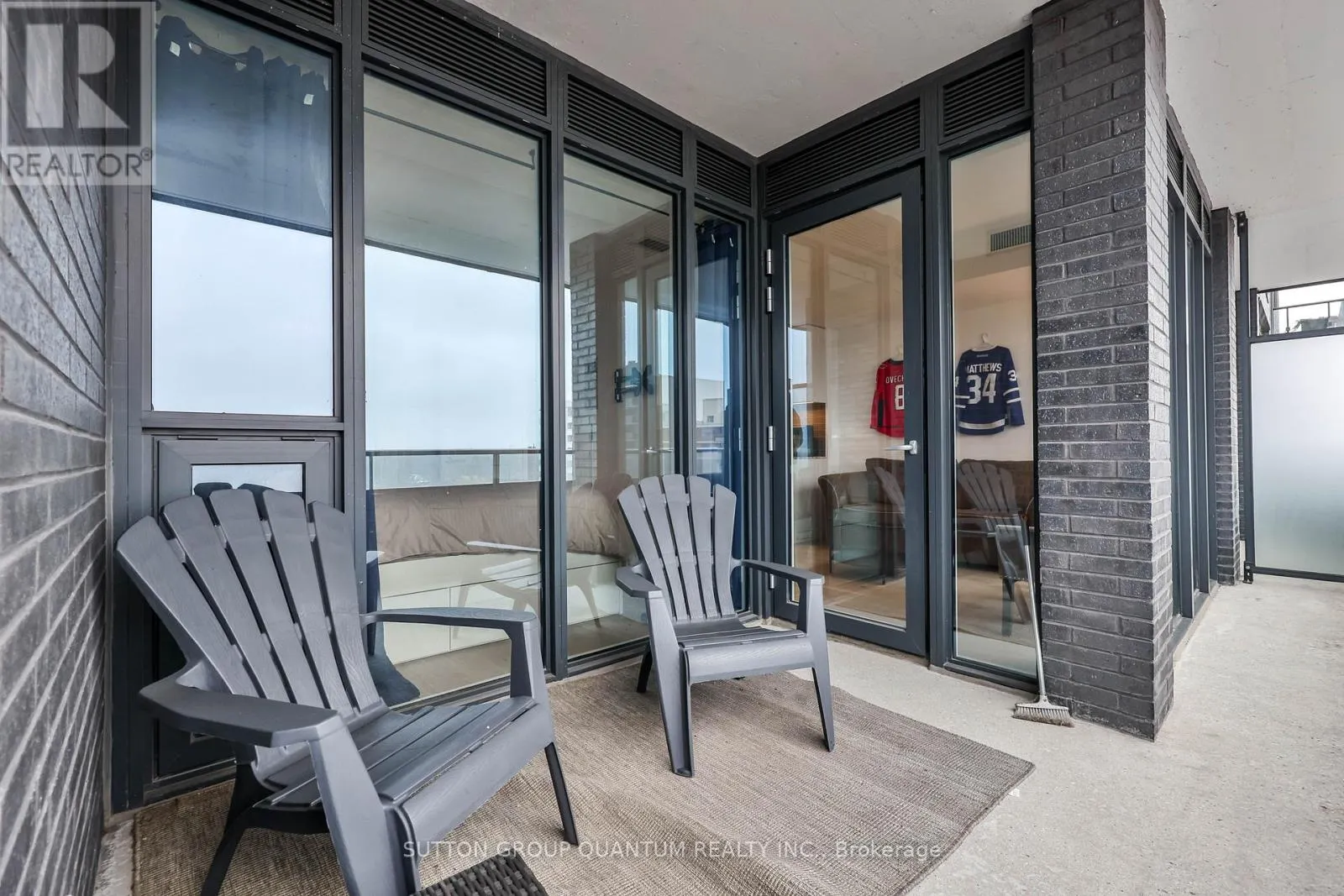 1009 - 21 PARK STREET E