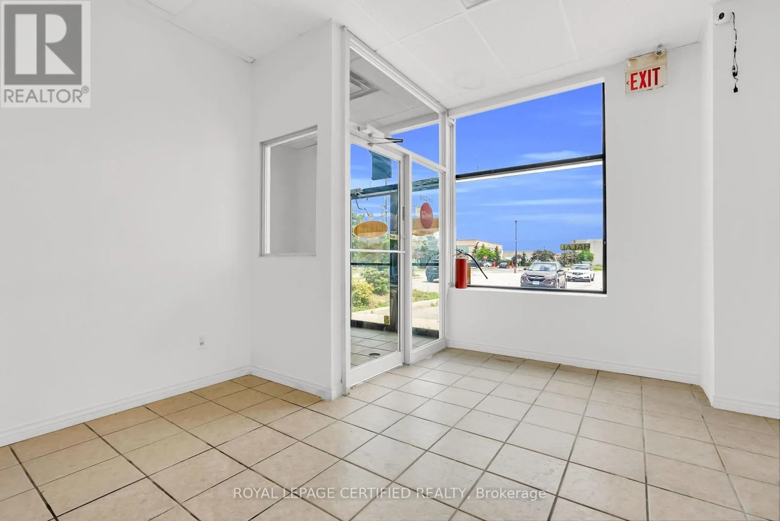 29 AVENTURA COURT