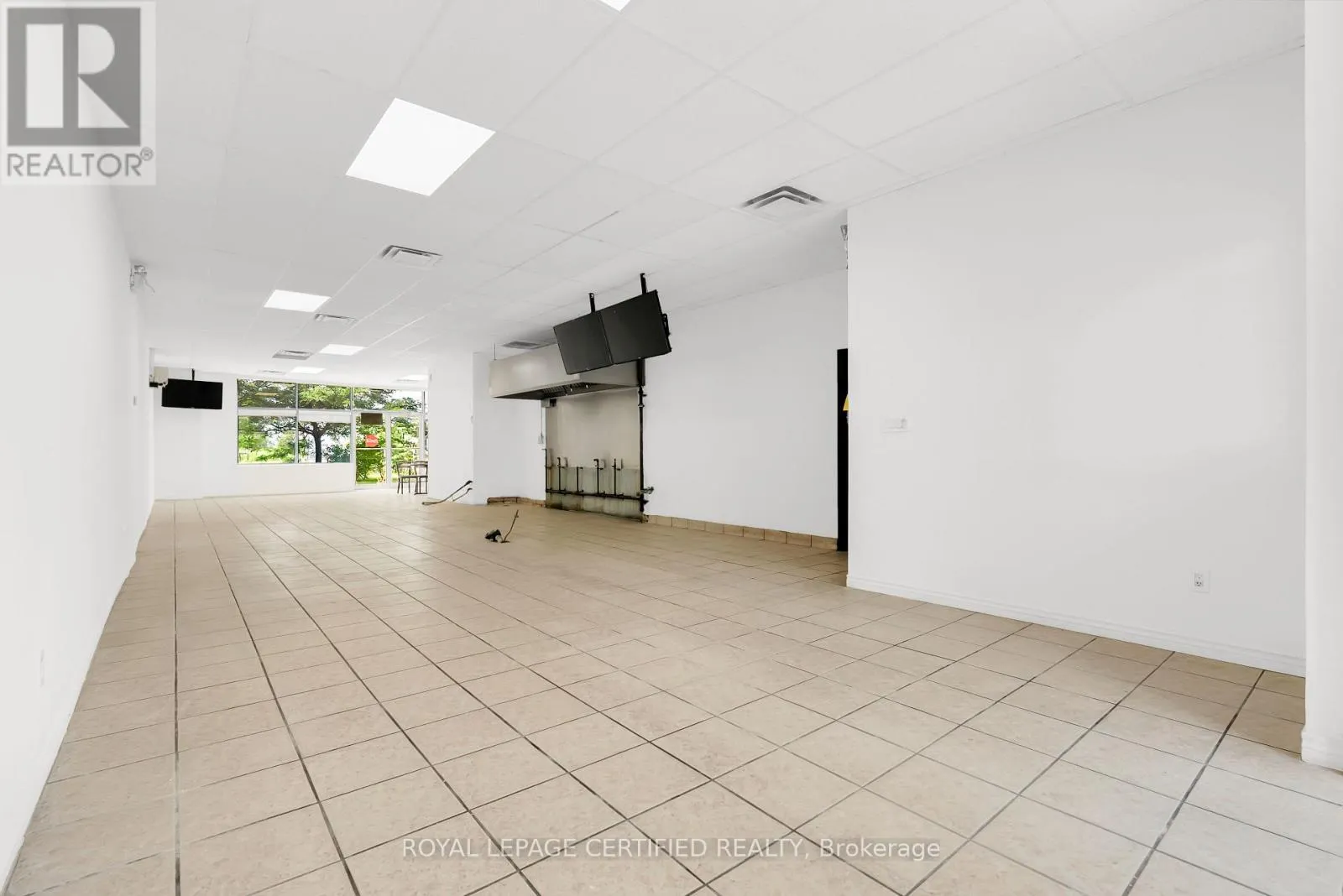 29 AVENTURA COURT