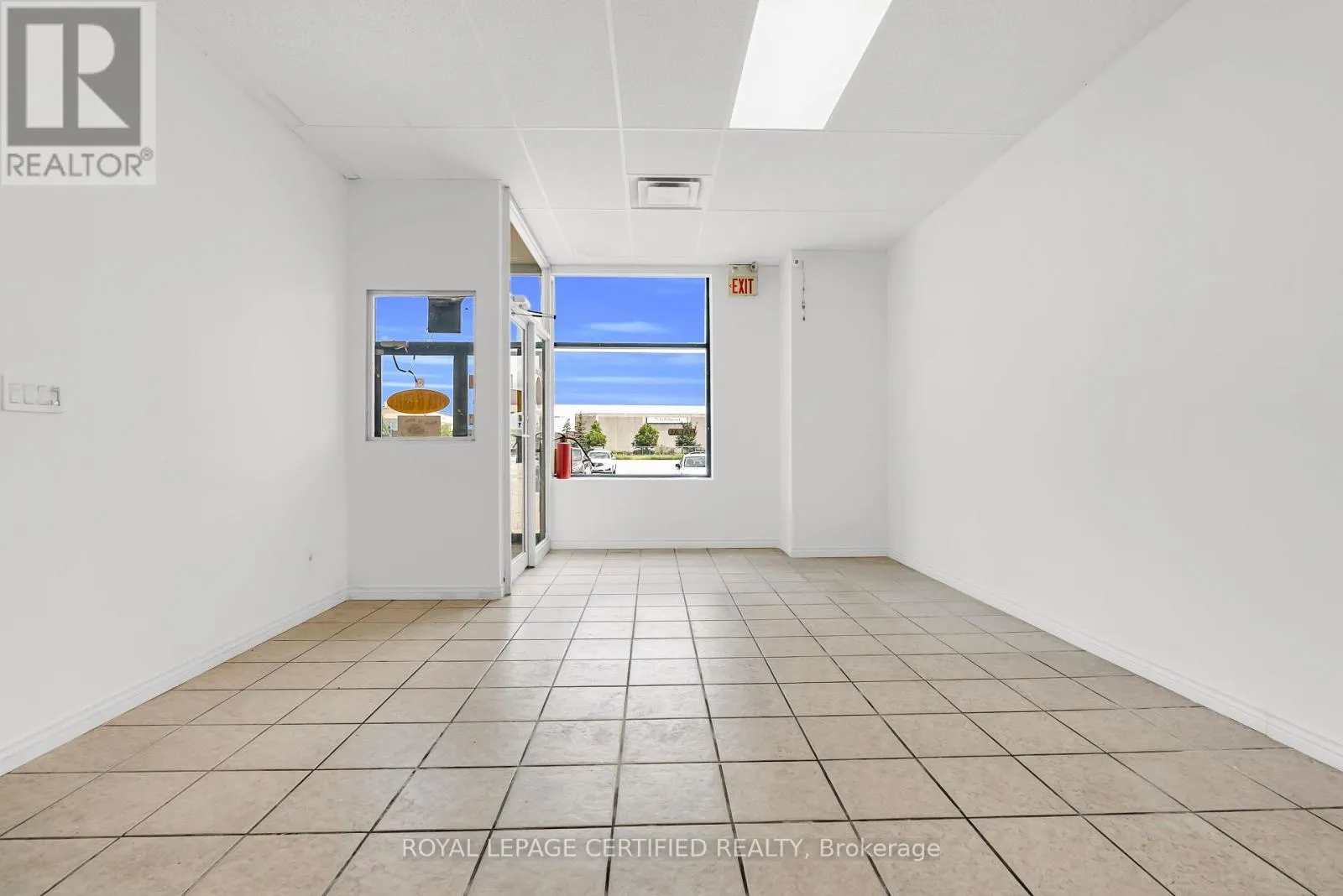 29 AVENTURA COURT