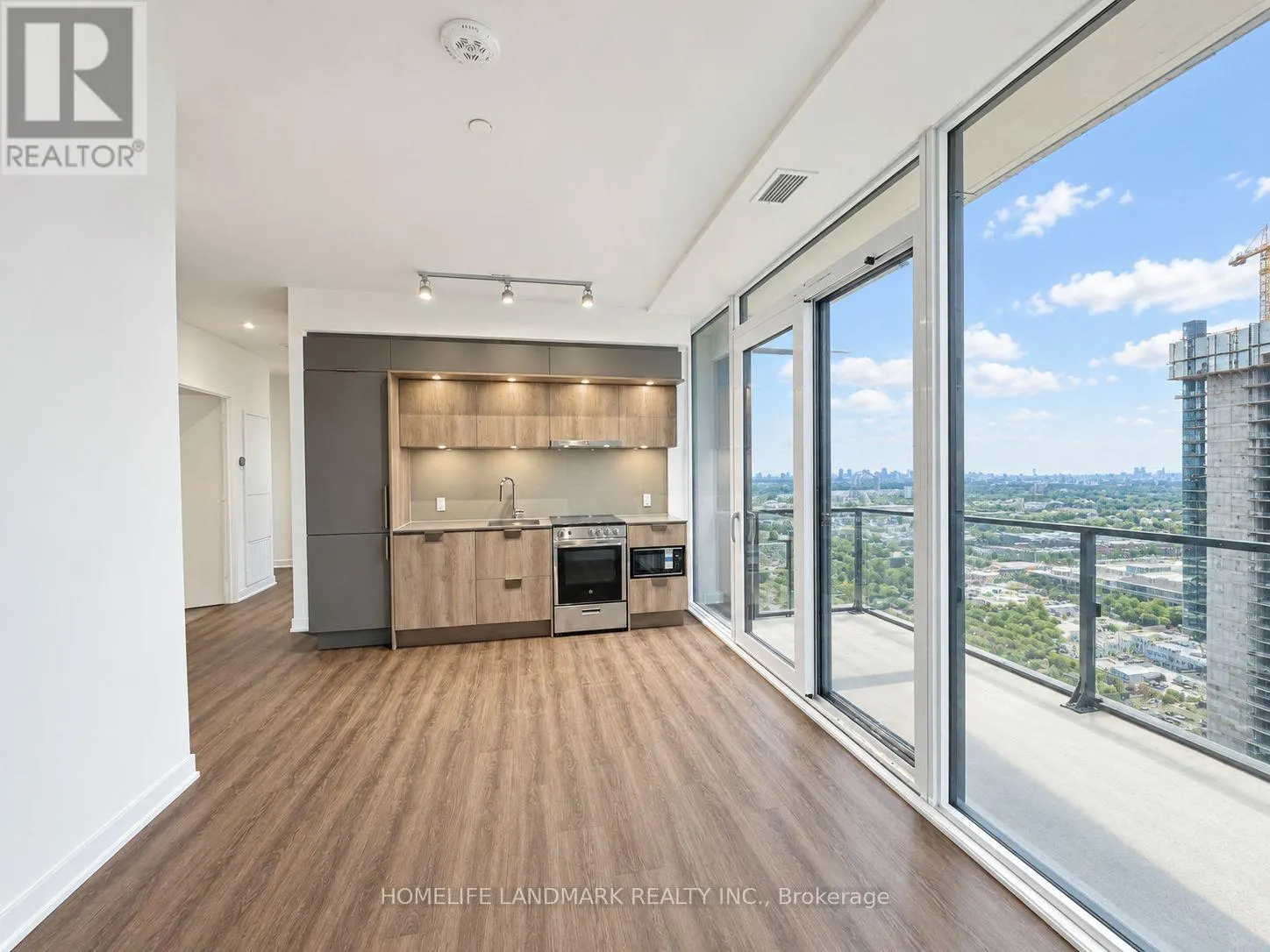 5401 - 448 BURNHAMTHORPE ROAD W