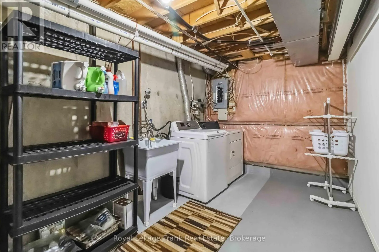 27 - 1385 LAKESHORE ROAD W