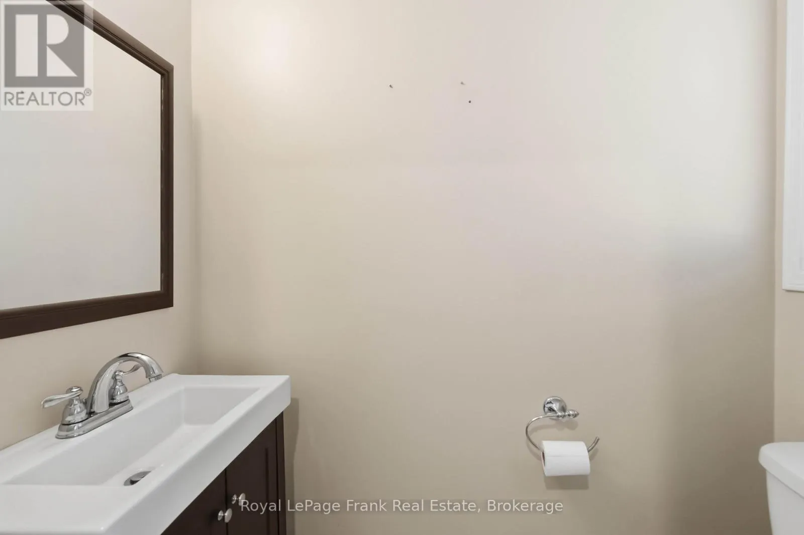 27 - 1385 LAKESHORE ROAD W