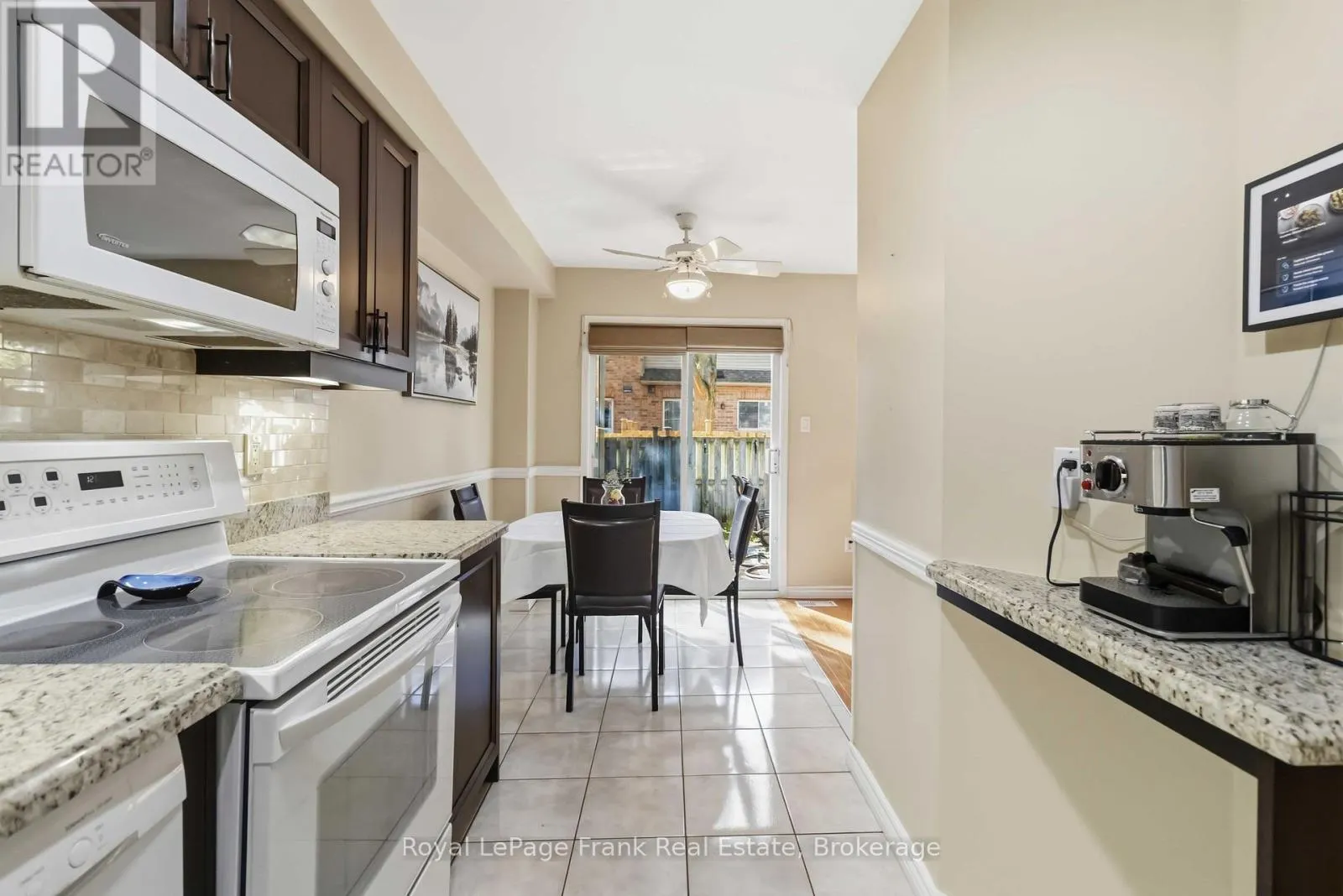 27 - 1385 LAKESHORE ROAD W