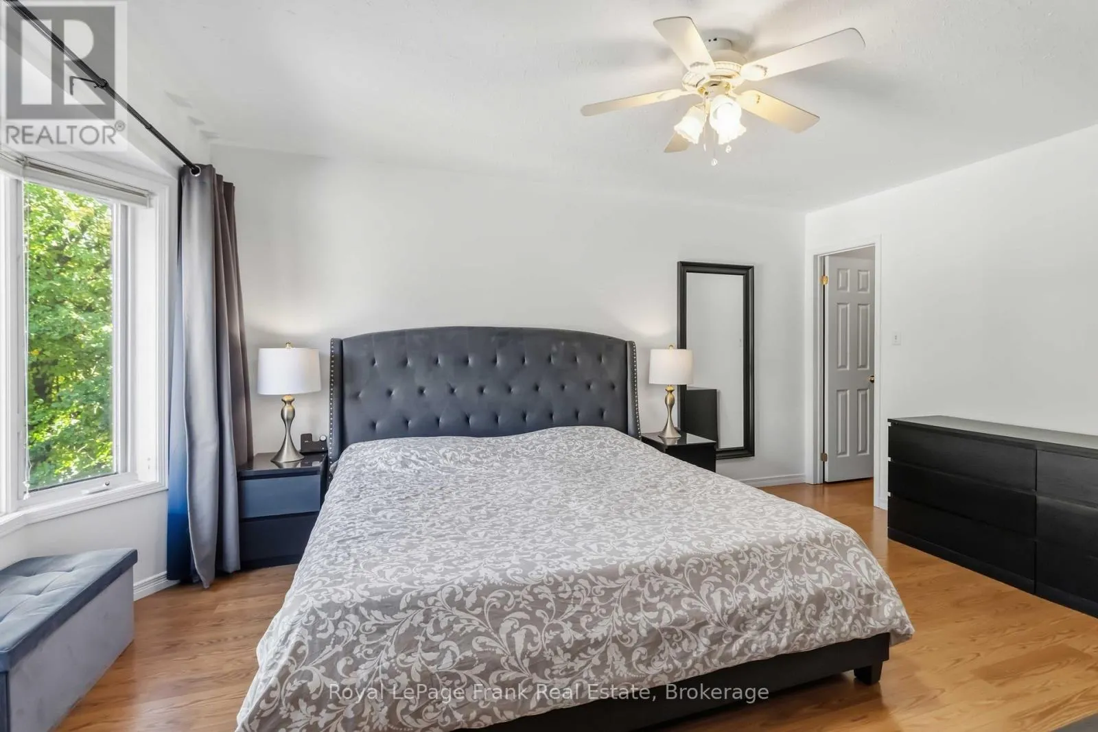 27 - 1385 LAKESHORE ROAD W