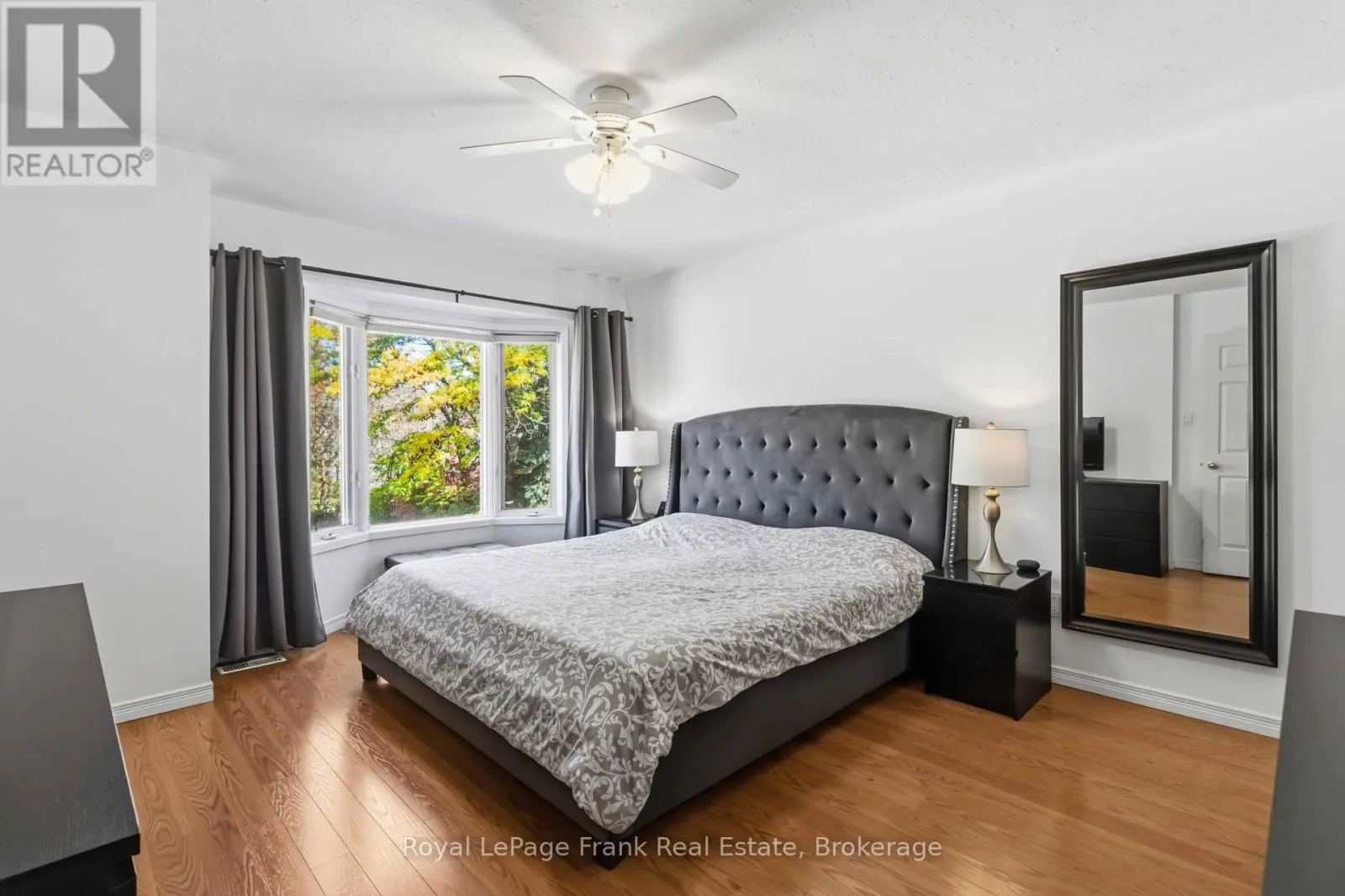 27 - 1385 LAKESHORE ROAD W