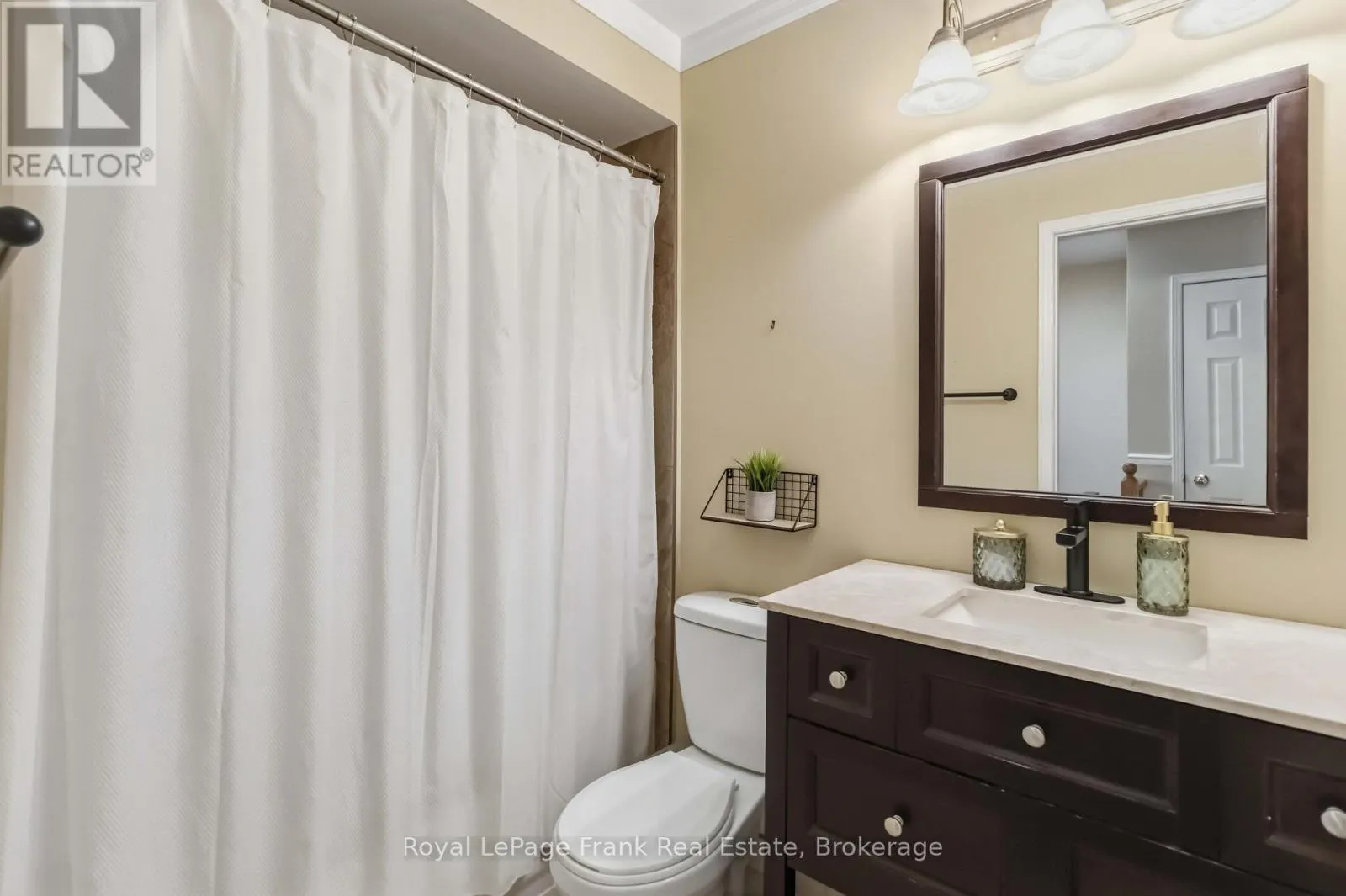 27 - 1385 LAKESHORE ROAD W