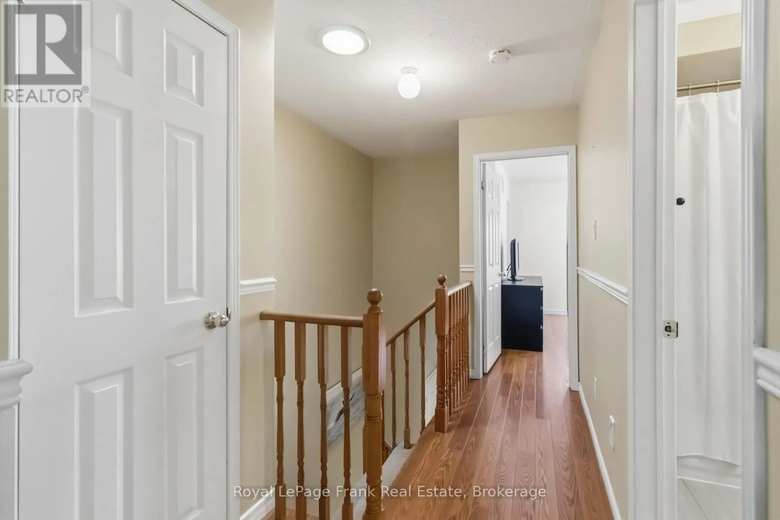 27 - 1385 LAKESHORE ROAD W