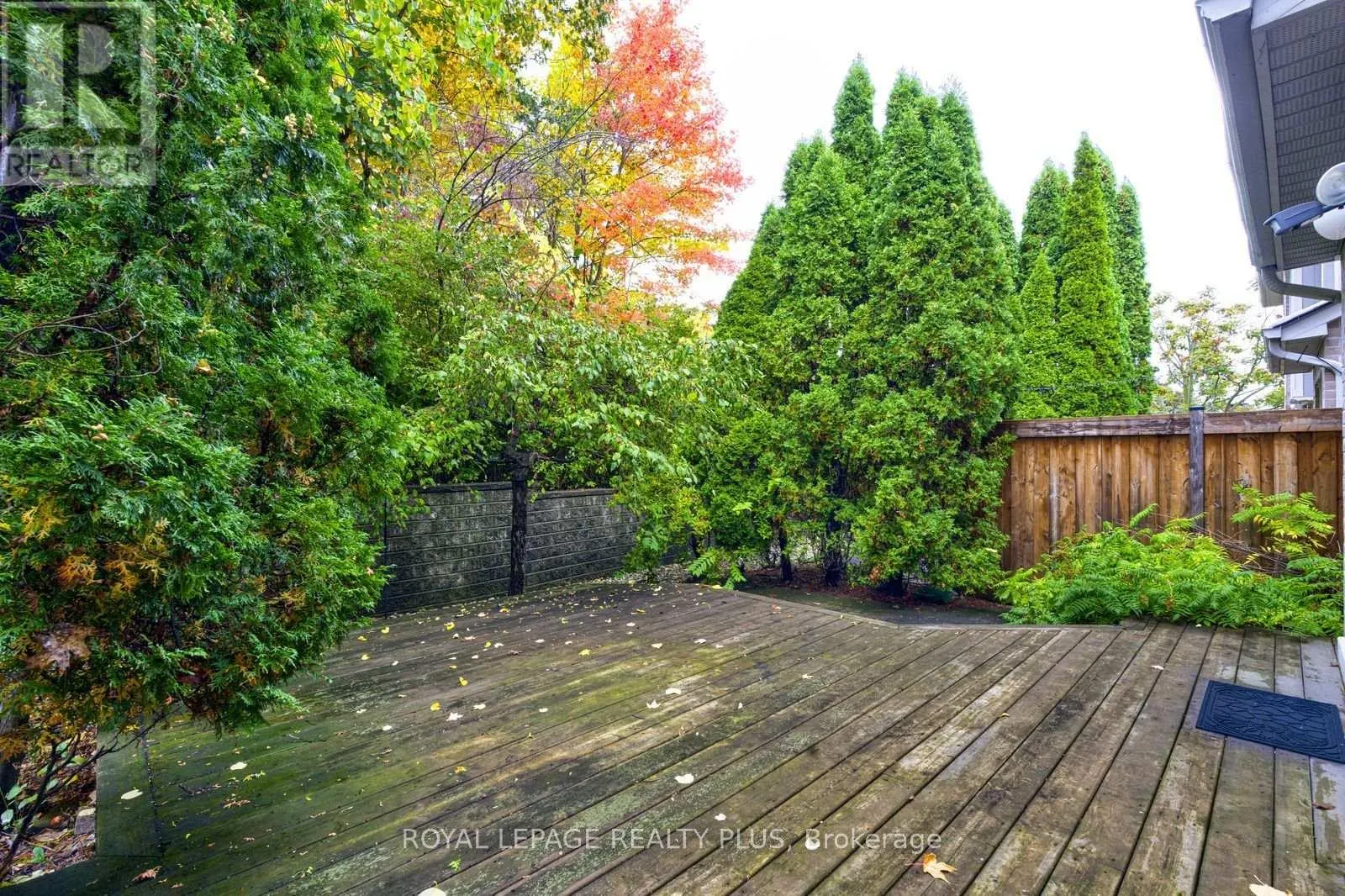 3 - 5490 GLEN ERIN DRIVE