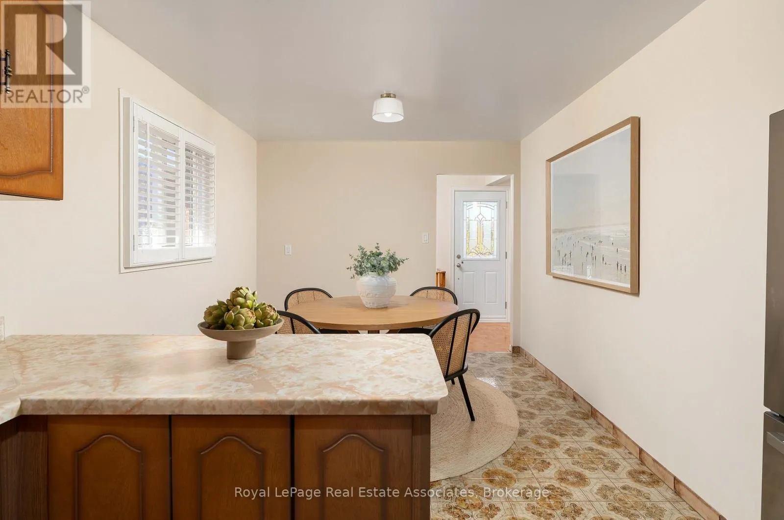 7 CAPSTAN COURT