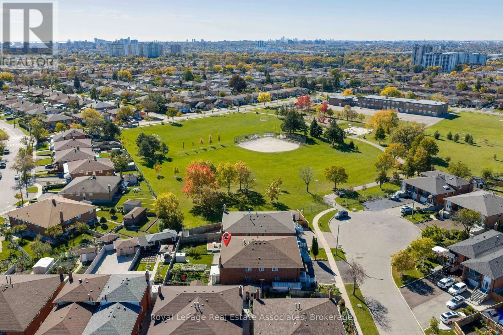 7 CAPSTAN COURT