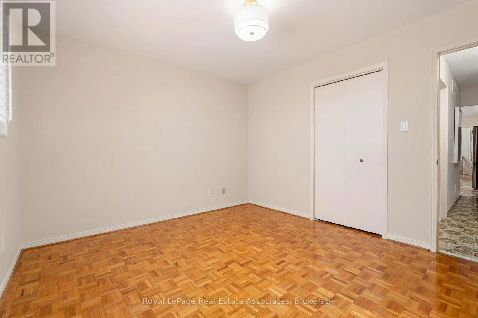 7 CAPSTAN COURT