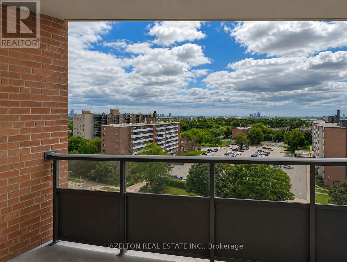 1002 - 1665 BLOOR STREET E