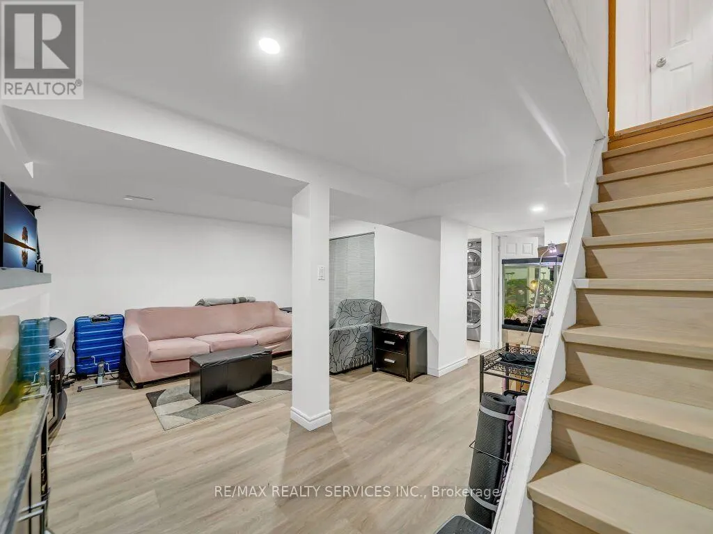 158 FANSHAWE DRIVE