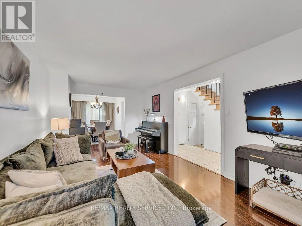 158 FANSHAWE DRIVE