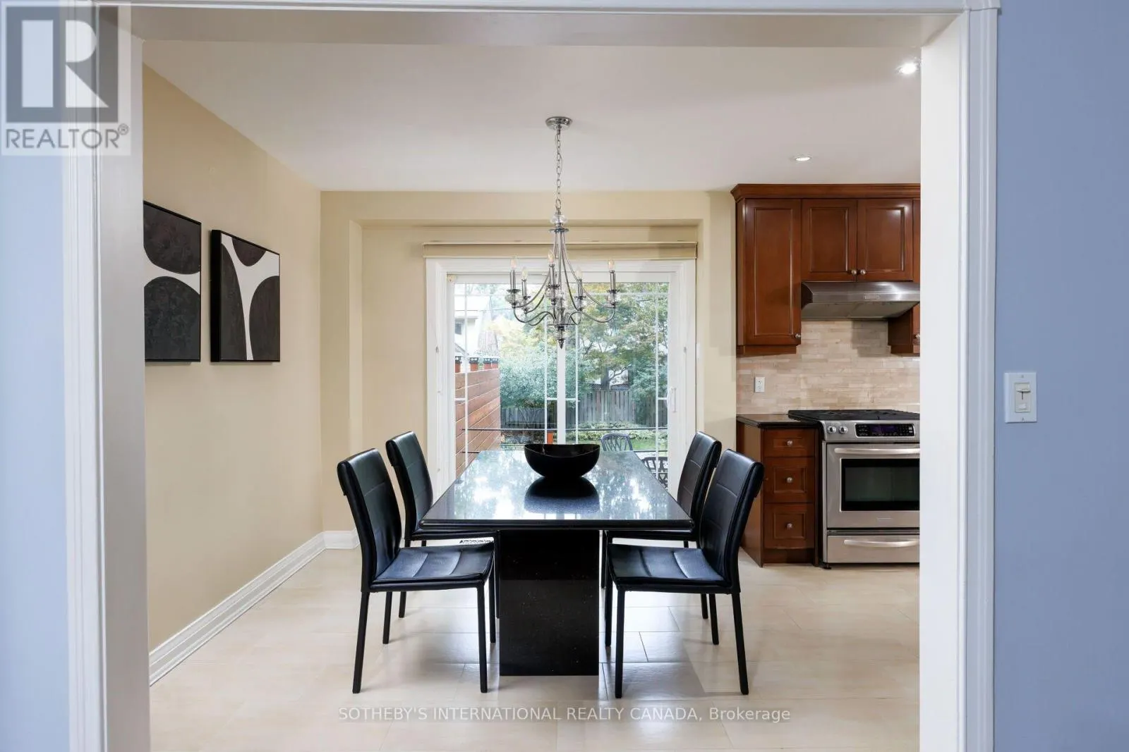 145 BRENTWOOD ROAD N