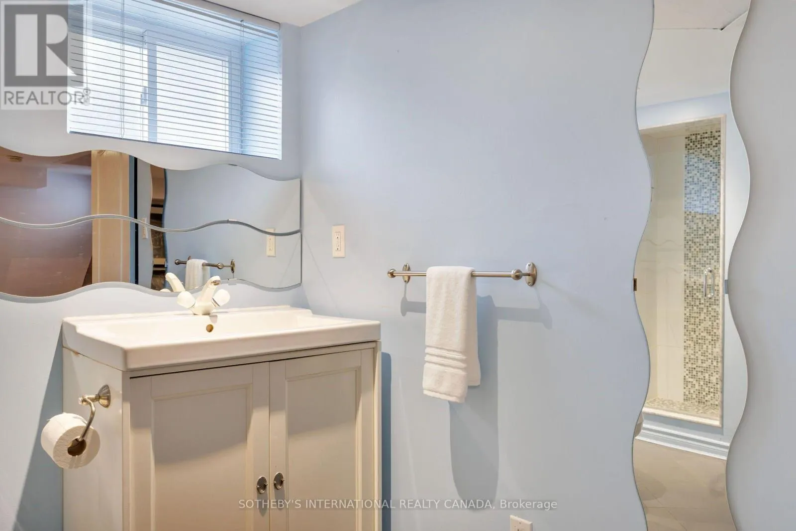 145 BRENTWOOD ROAD N