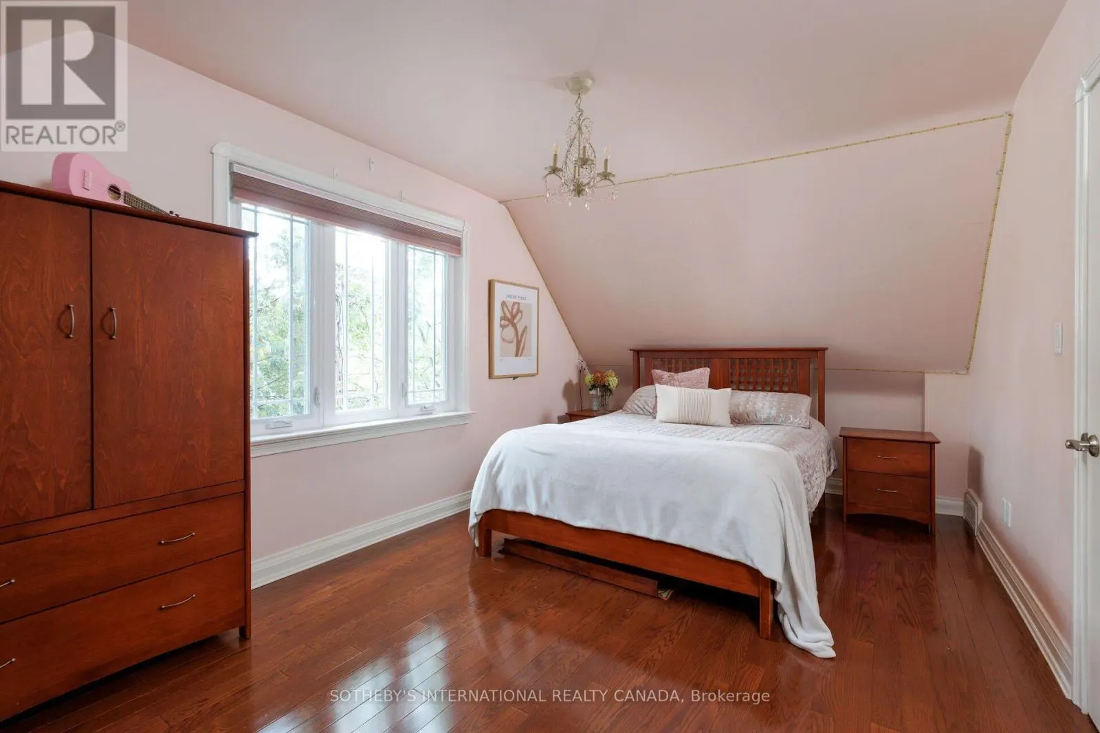 145 BRENTWOOD ROAD N