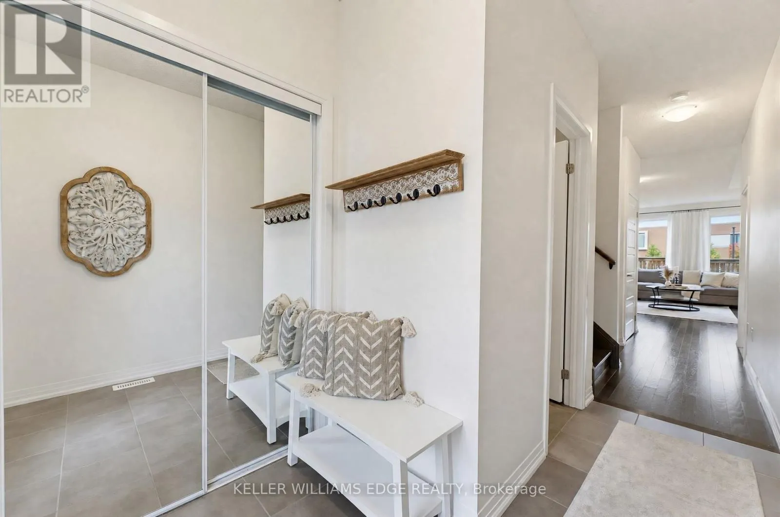 739 BANKS CRESCENT