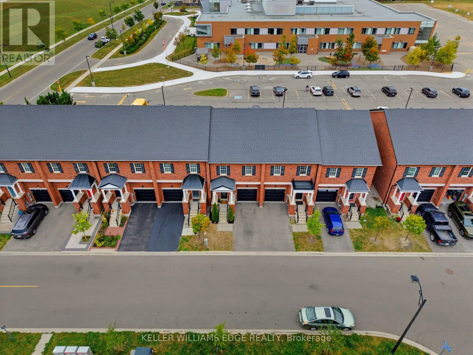739 BANKS CRESCENT
