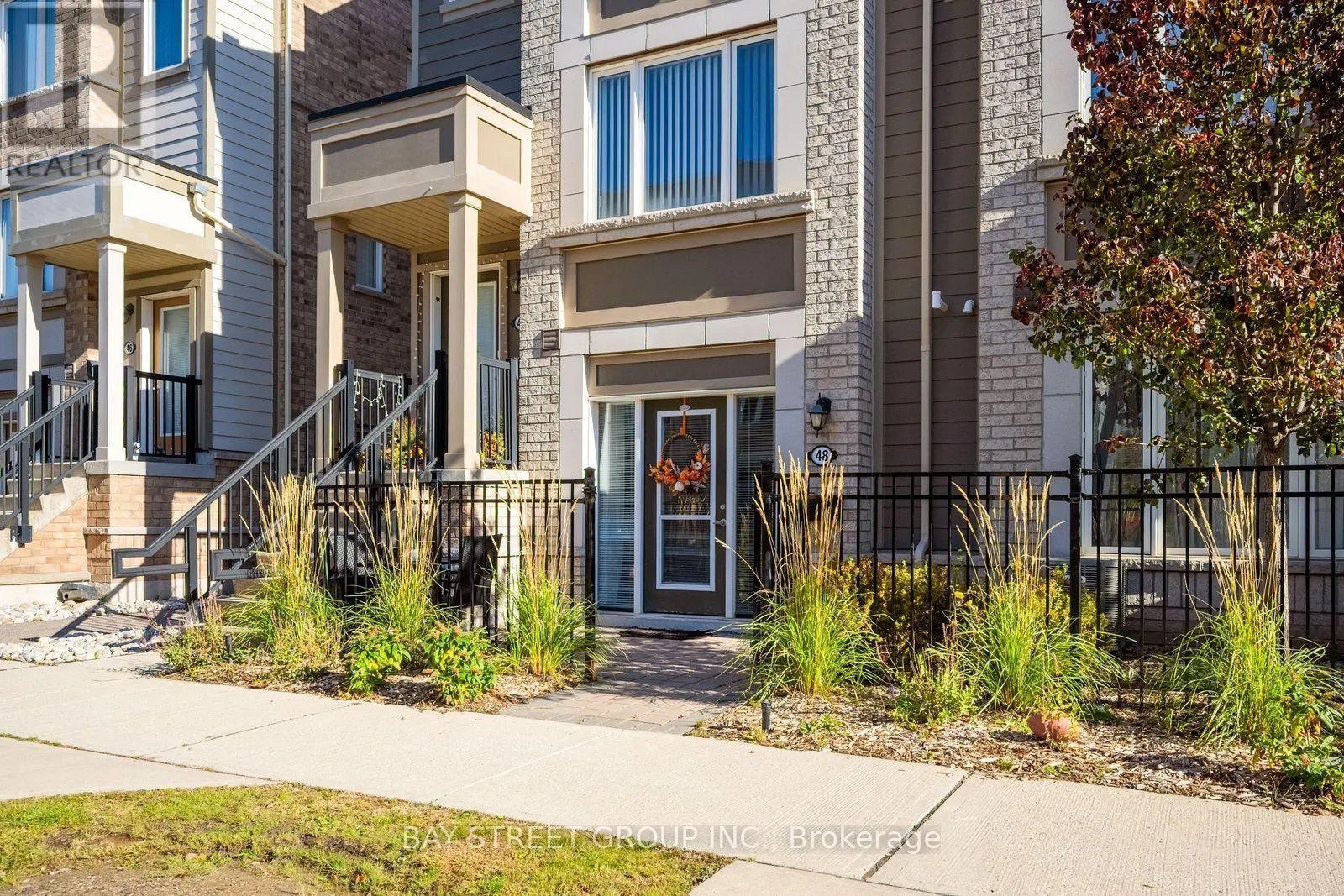 48 - 1 BECKENROSE COURT