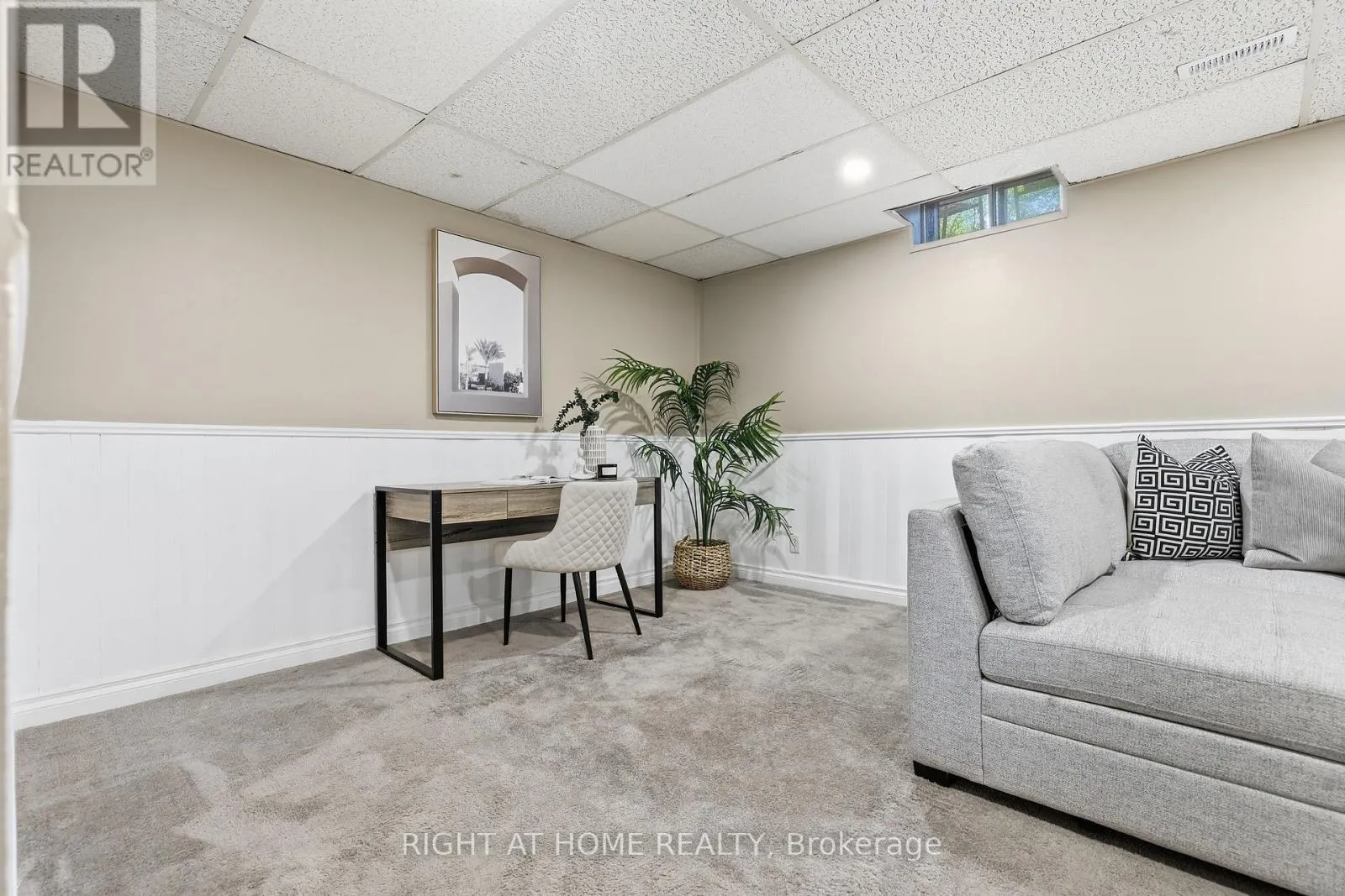 16 KINDLE COURT