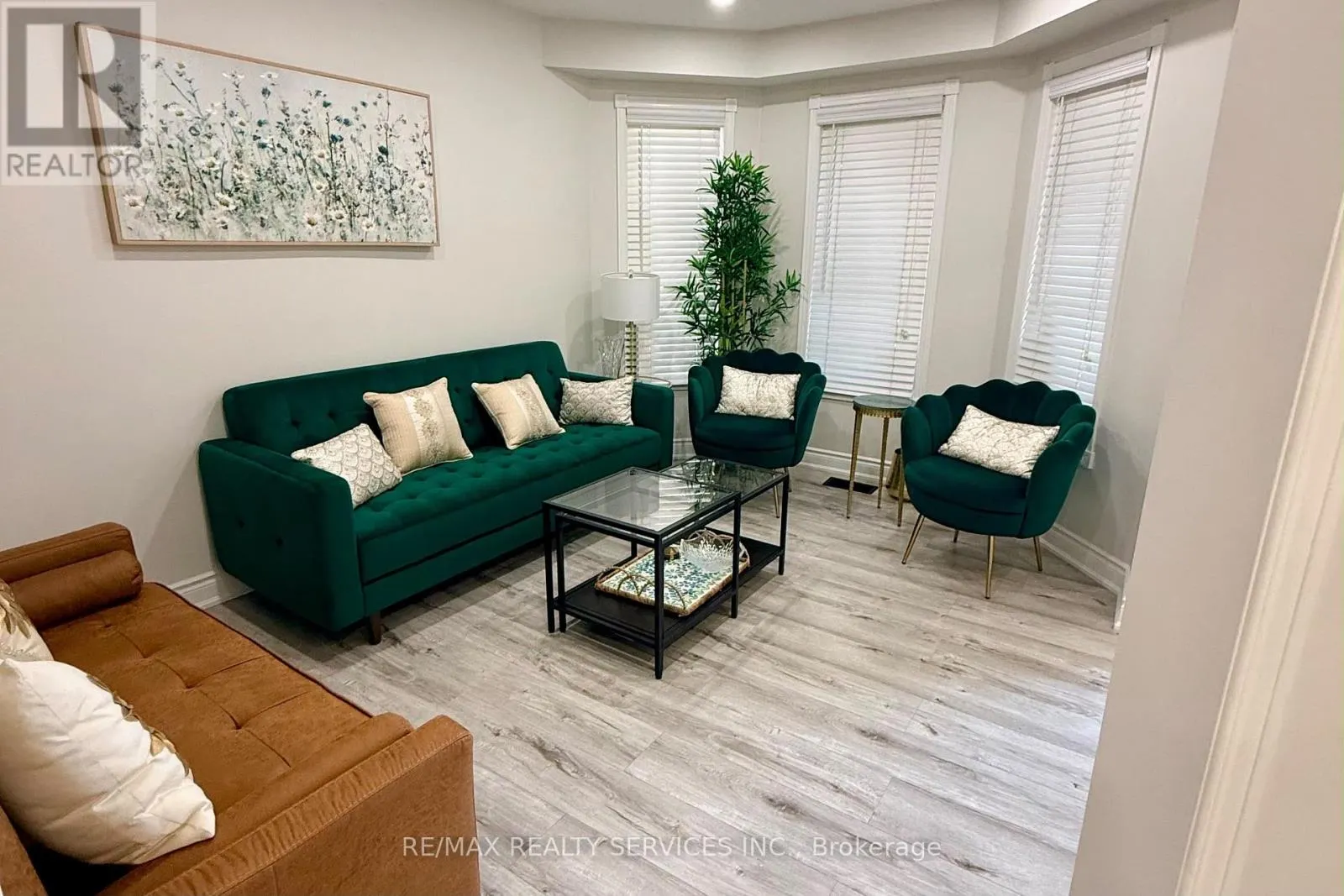 86 HEARTLEAF CRESCENT