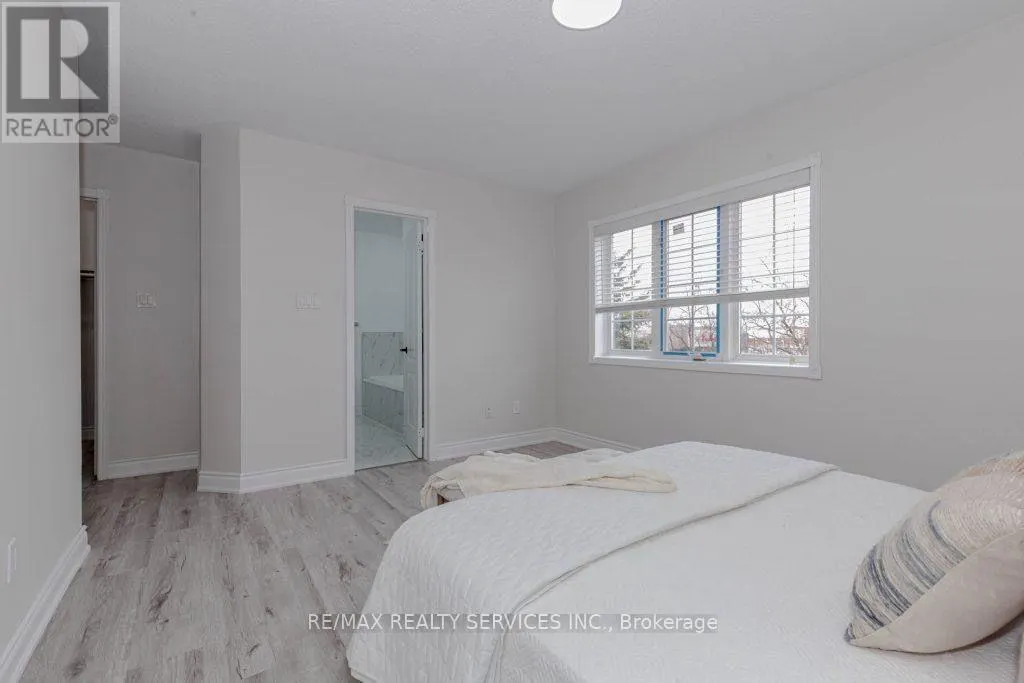 86 HEARTLEAF CRESCENT