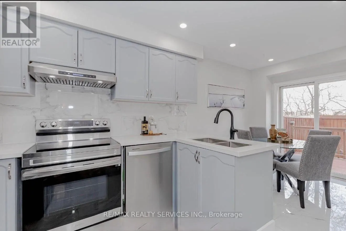86 HEARTLEAF CRESCENT