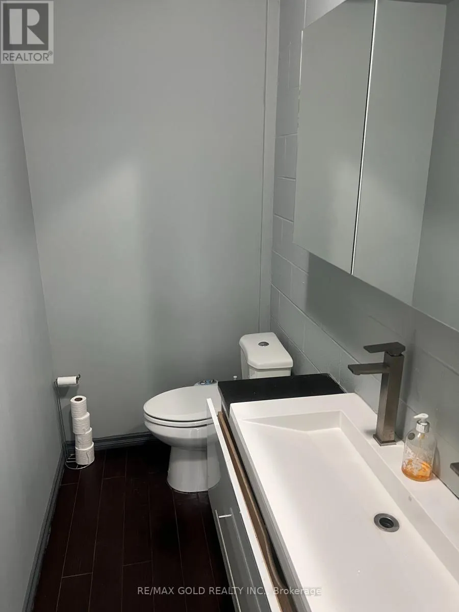 9-UPSTAIRS - 3A EDVAC DRIVE