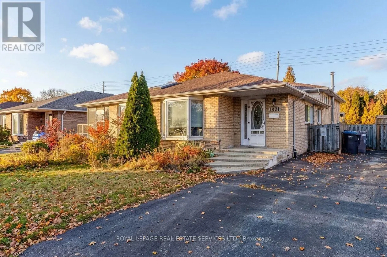 1821 BONNYMEDE DRIVE