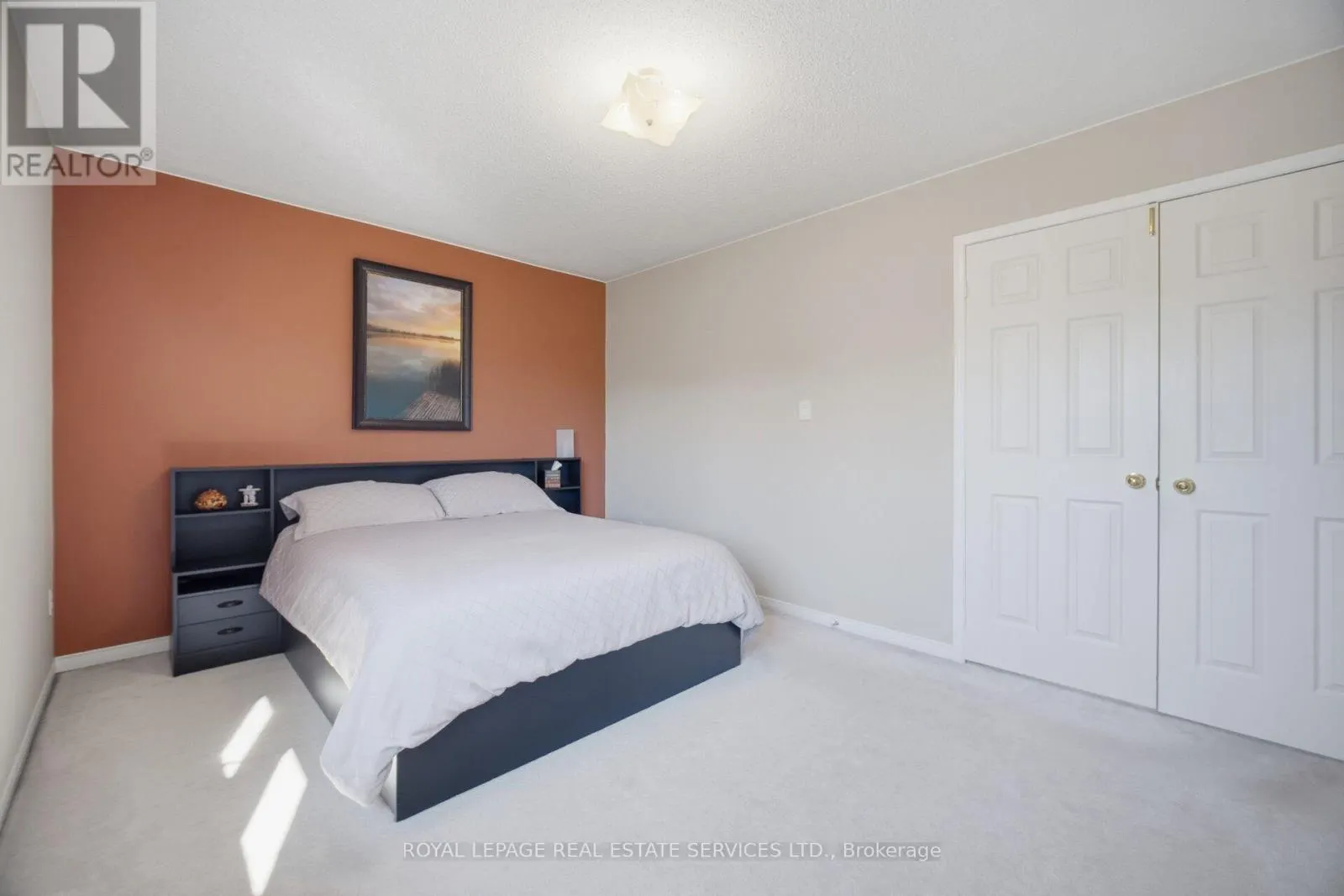 2194 SUTTON DRIVE