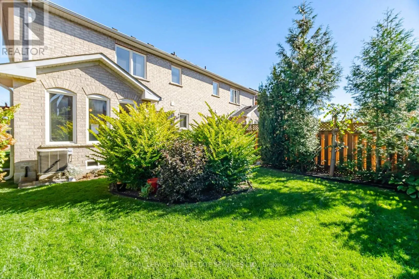 2194 SUTTON DRIVE