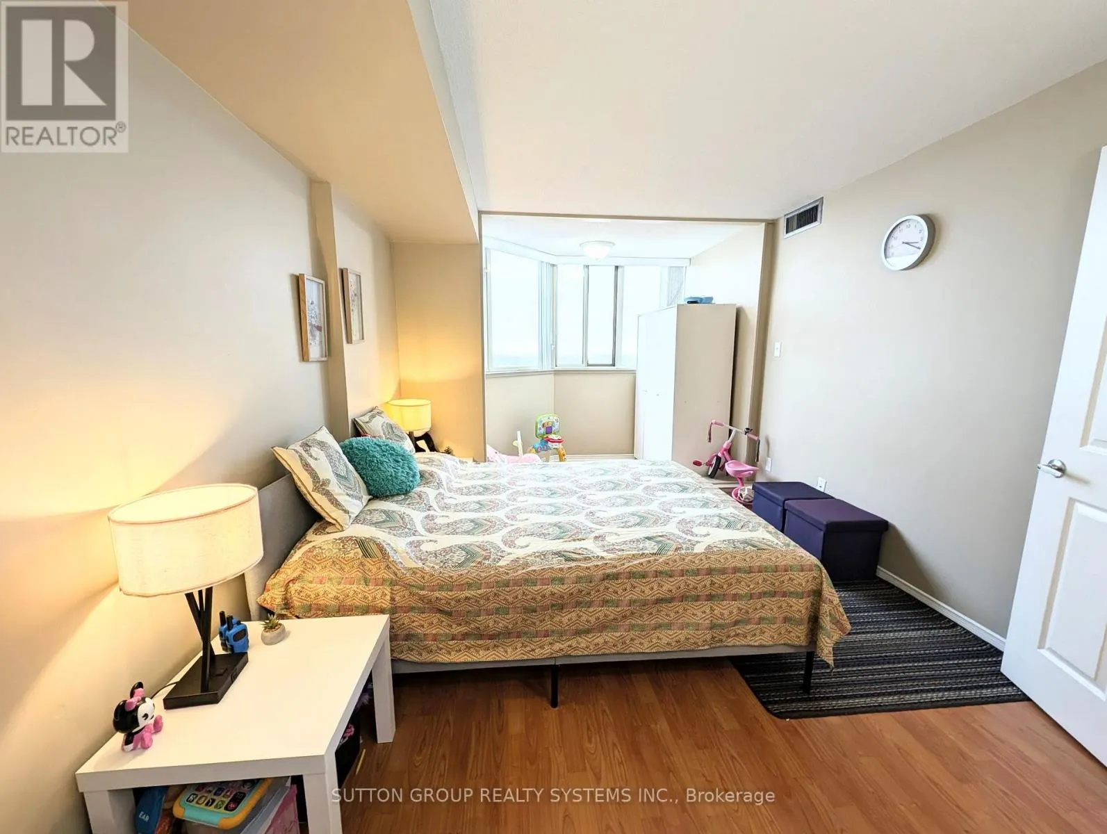 2201 - 400 WEBB DRIVE