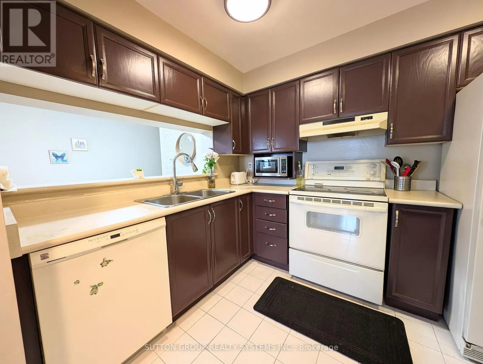 2201 - 400 WEBB DRIVE