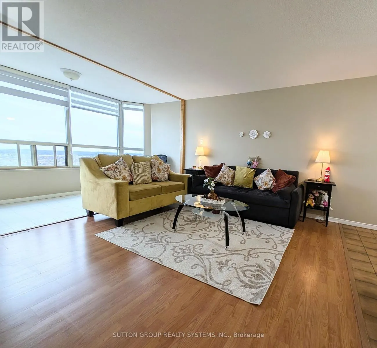 2201 - 400 WEBB DRIVE