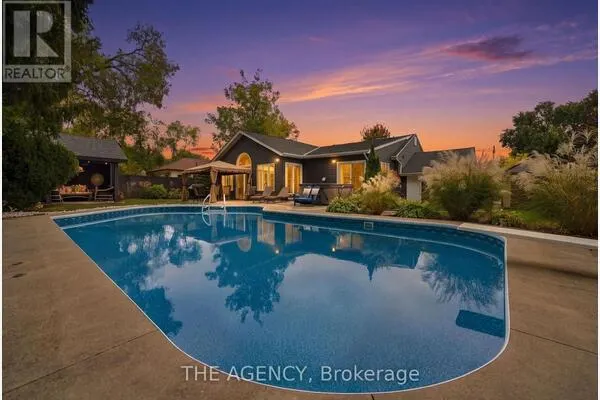 2101 EDINBURGH DRIVE